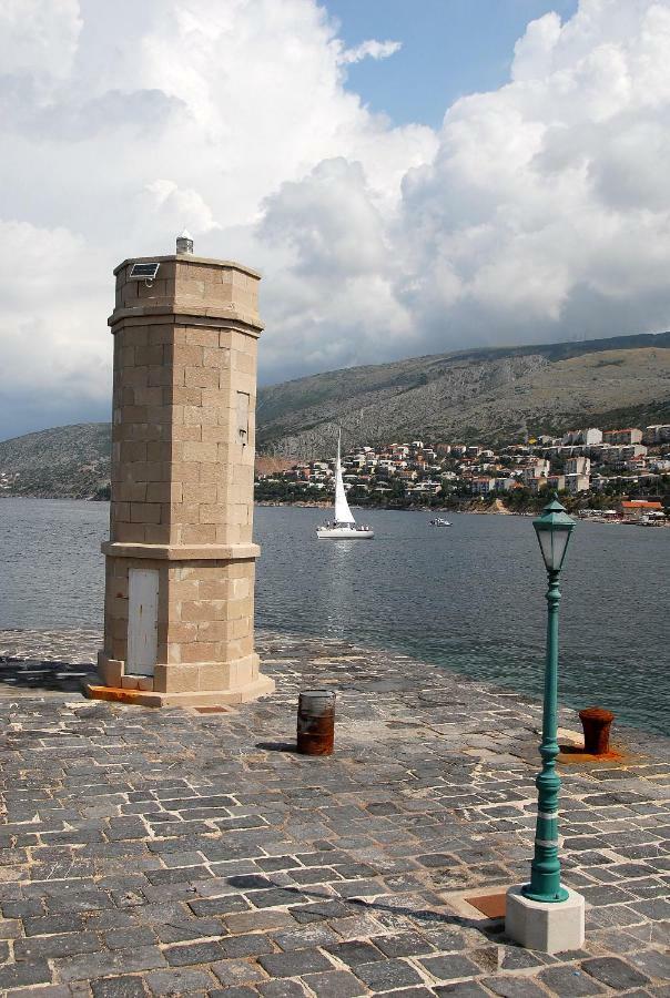 Apartment Vrban Senj  Exteriör bild